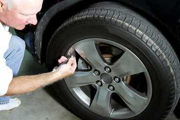 Why do I need alloy tyre insurance in autumn/winter?