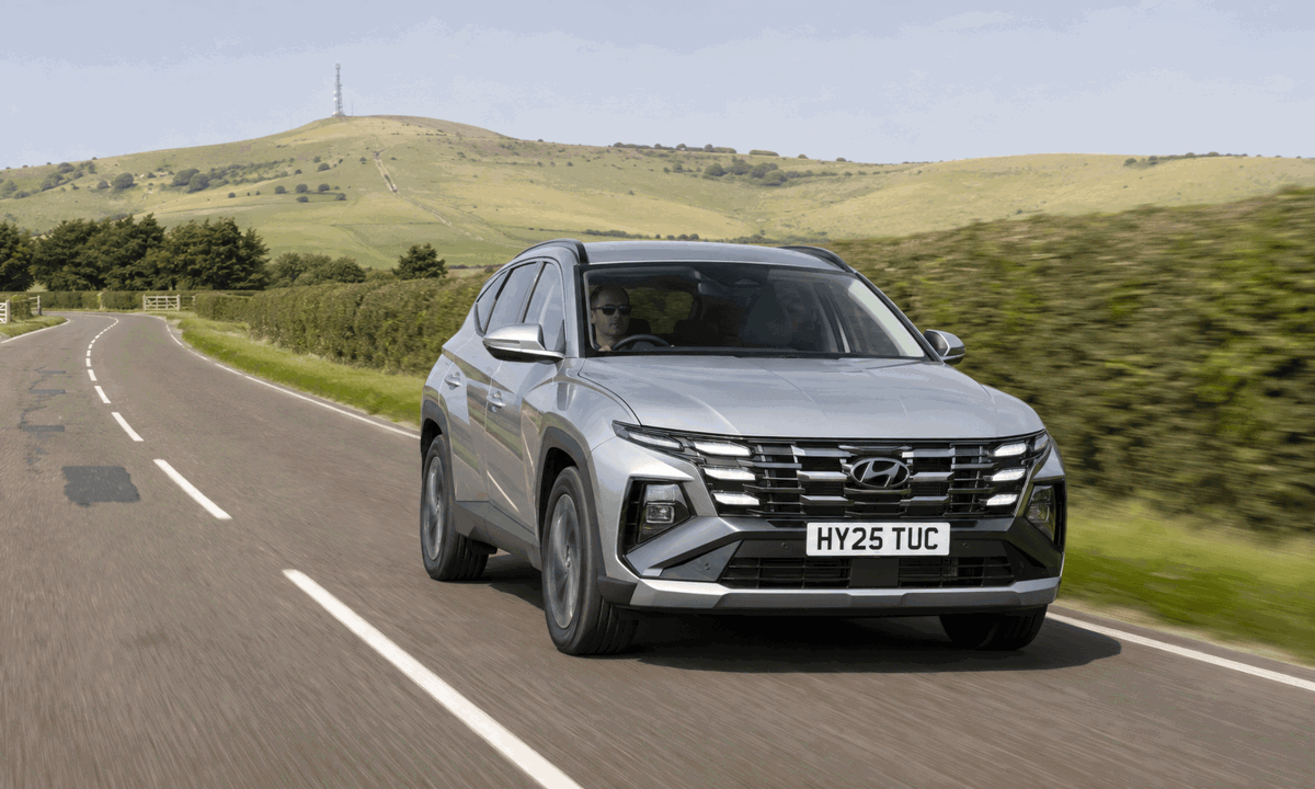 Hyundai Tucson Driving