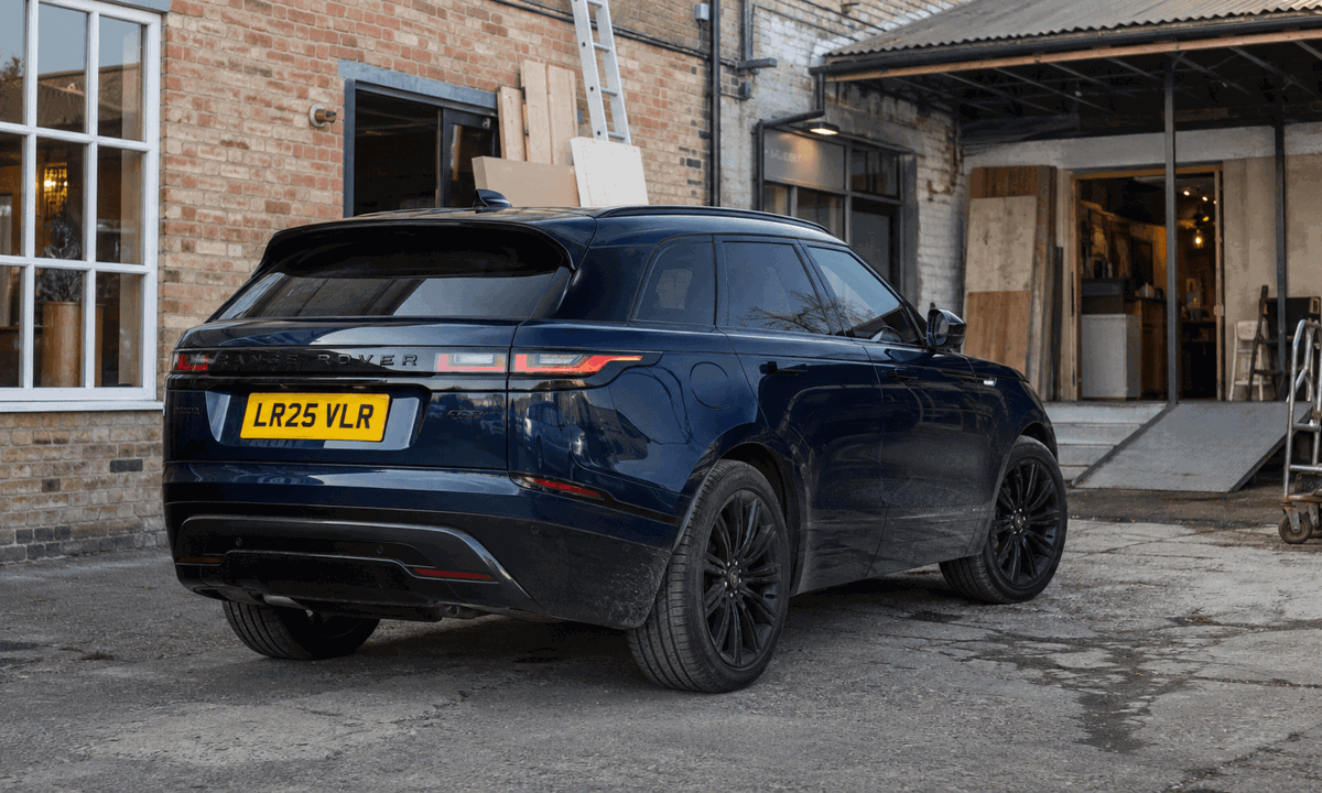 Range Rover Velar Rear