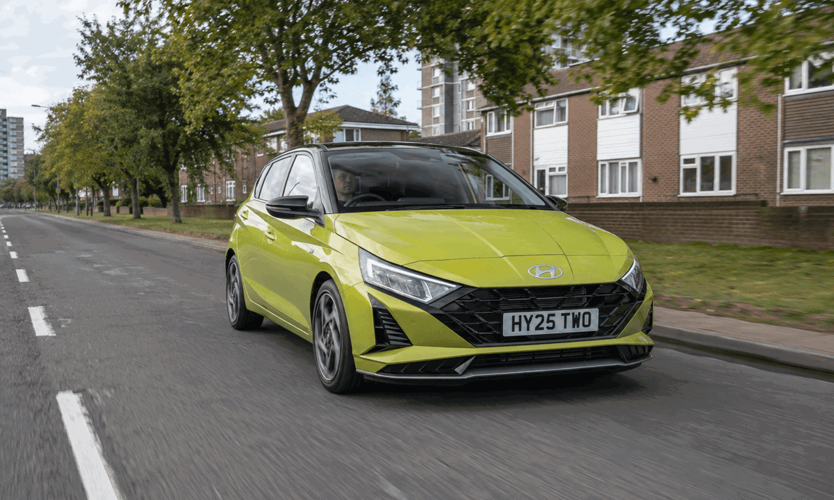 Hyundai i20 Driving